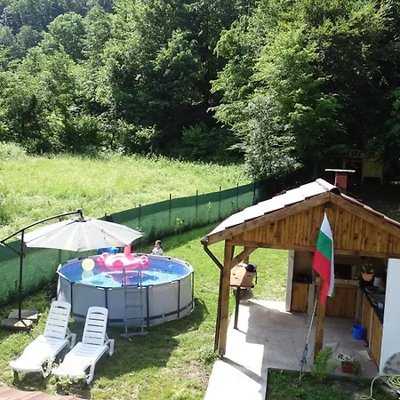 Βίλα къща горски чар *